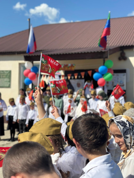 Мероприятие в школе ко Дню Победы: "Помним! Гордимся! Чтим!".